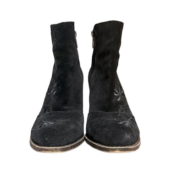 Lucky Brand Eleanor 2 Women's Black Suede Floral Embroidered Bootie 8M - Picture 6 of 11